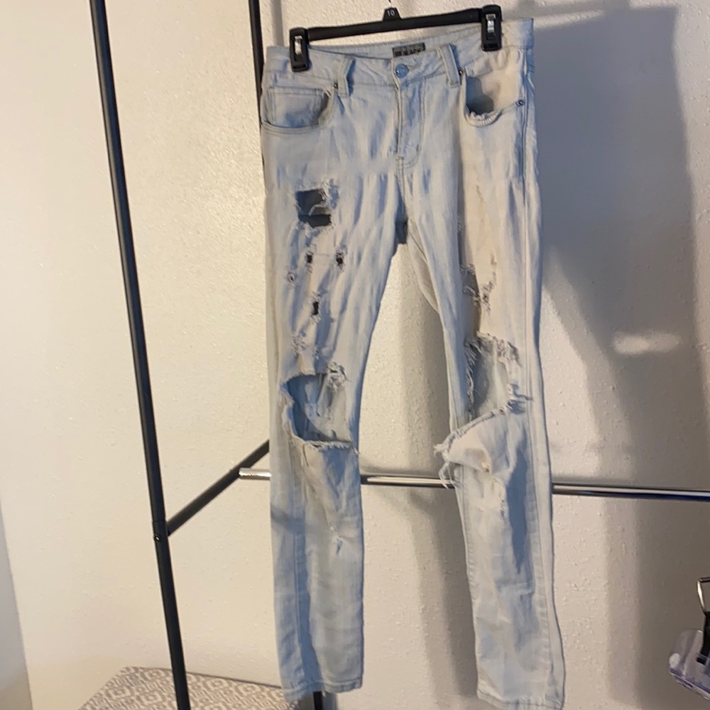 🤍Distressed Jeans🤍